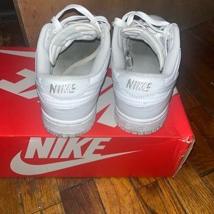 White and grey Nike dunks